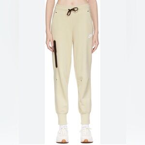 Nike Tech Fleece Jogger Sweatpants Womens XS Beige Zip Lounge Workout Athleisure